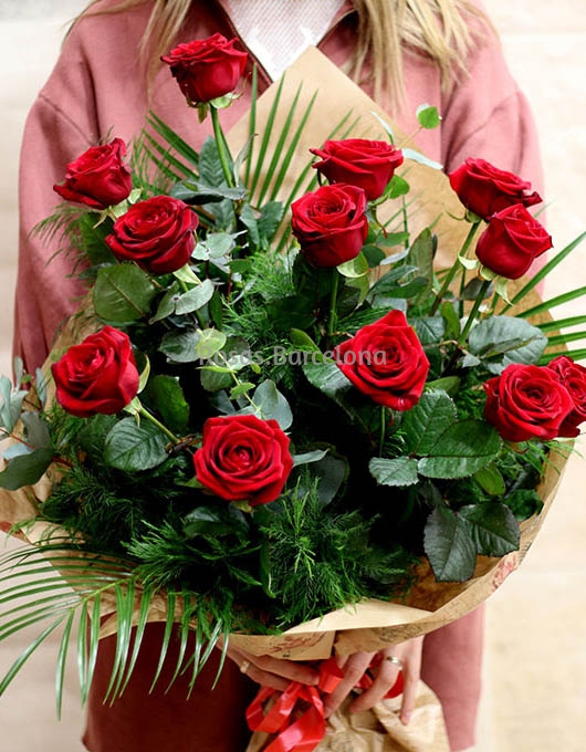 Ramo de 12 Rosas Rojas especial para regalar